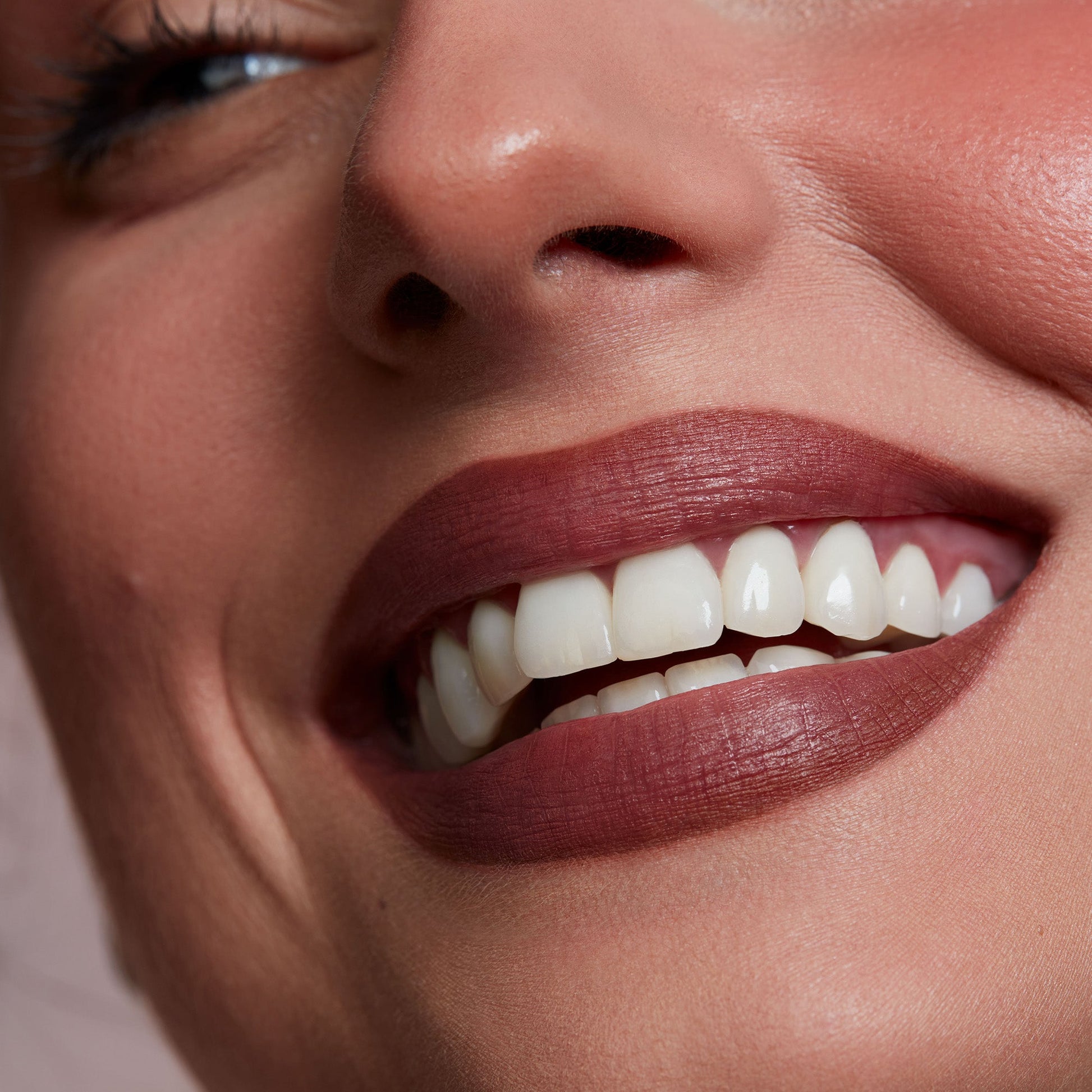 Major Headlines Matte Suede Lipstick