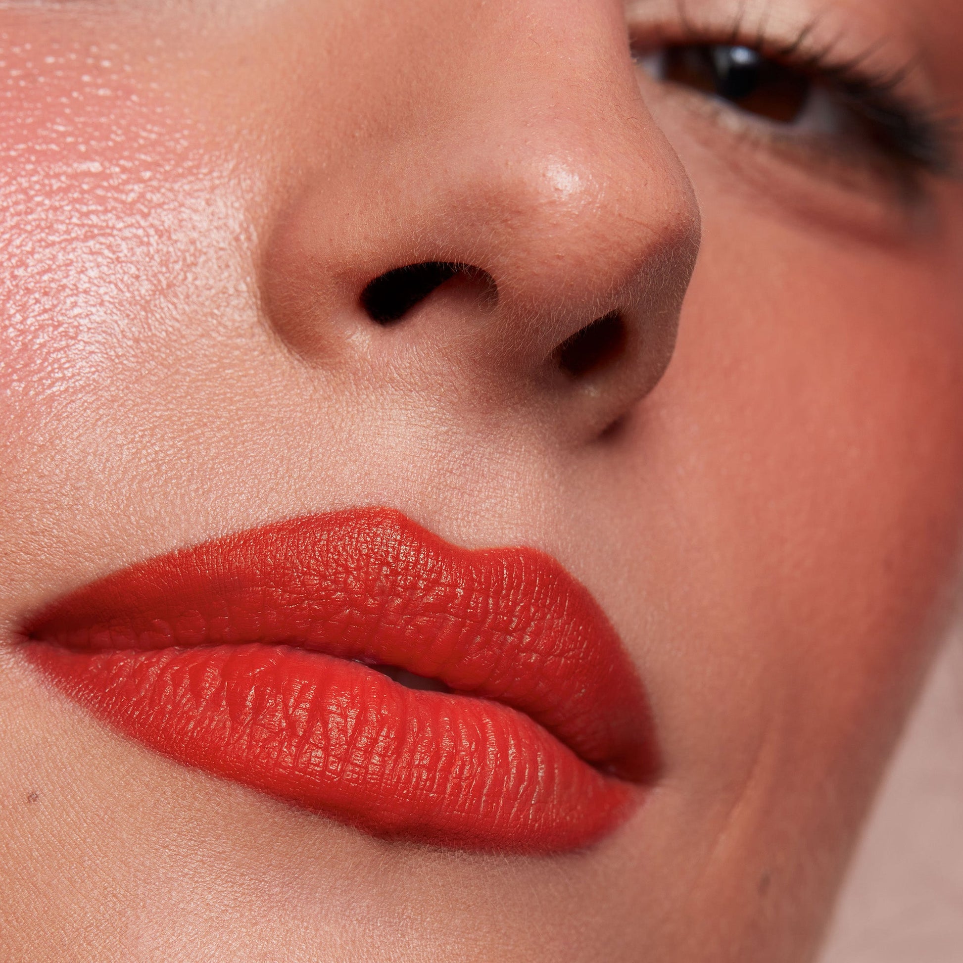 Major Headlines Matte Suede Lipstick